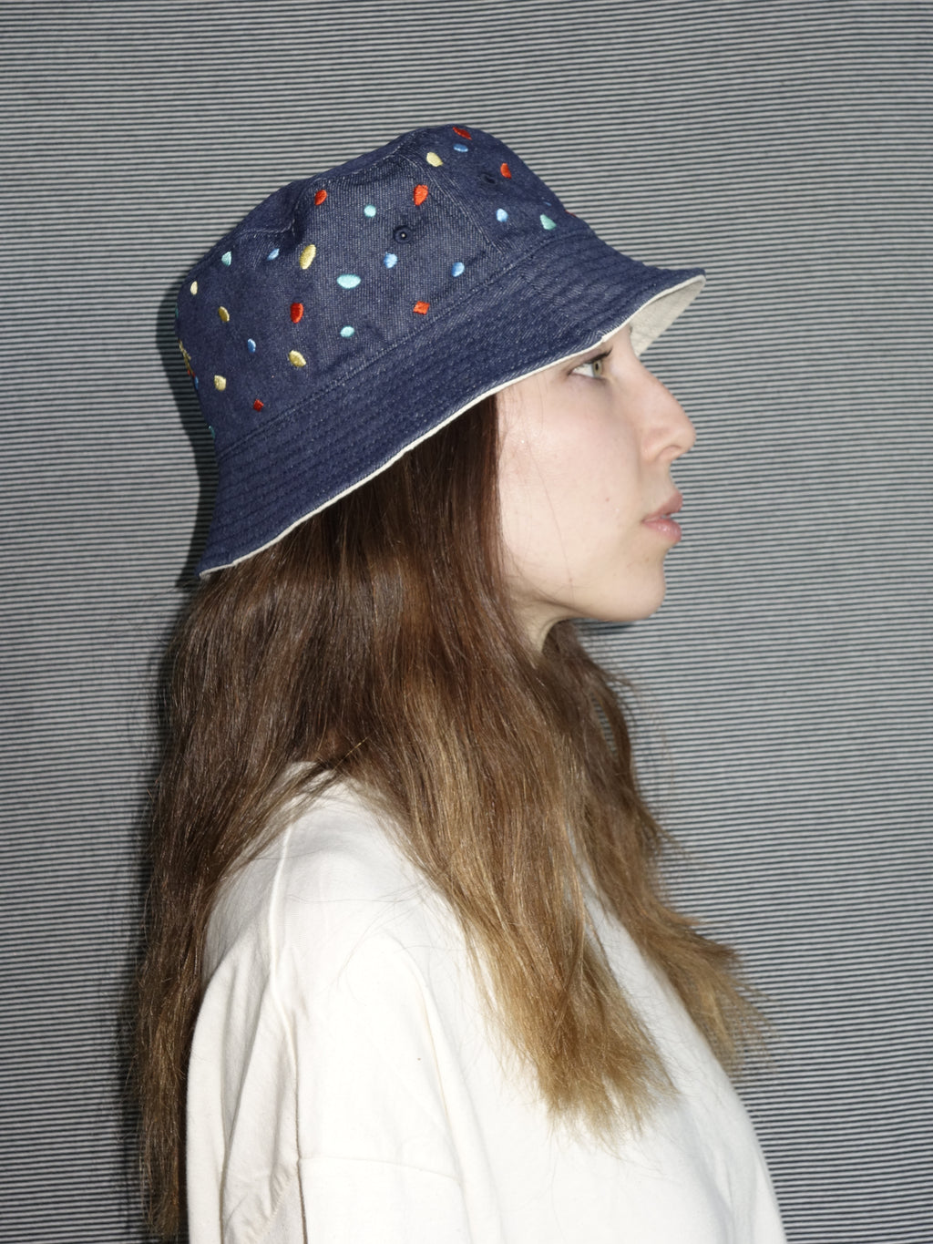 Deux Voies Bucket Hat